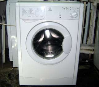 Узкая стиральная машина автомат INDESIT WIU100